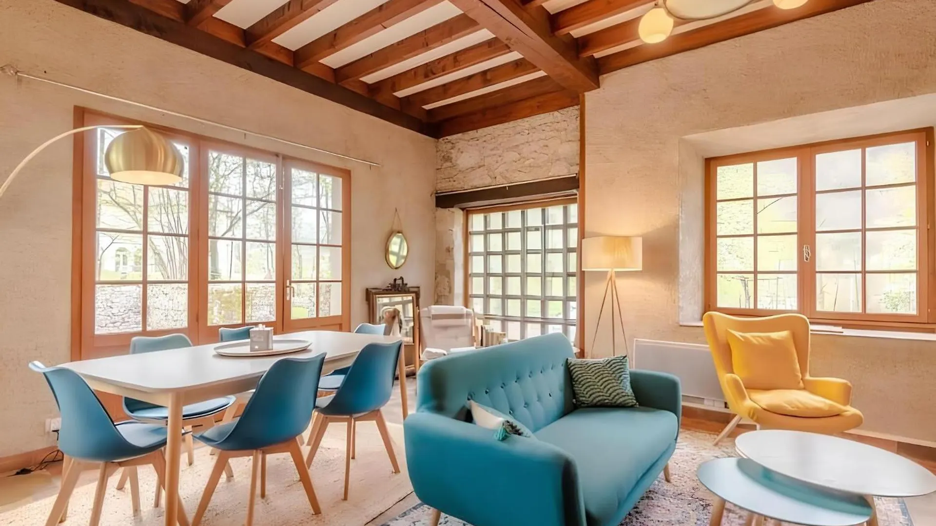 Maison Jumelee Avec Terrasse - A 200M Du Lac D'Annecy Sevrier 0*,  France