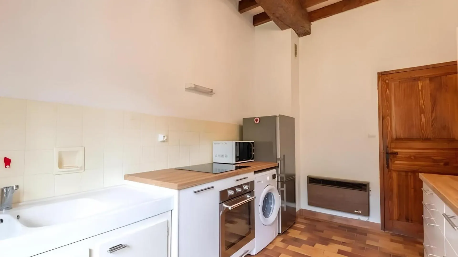 Maison Jumelee Avec Terrasse - A 200M Du Lac D'Annecy Sevrier 0*,